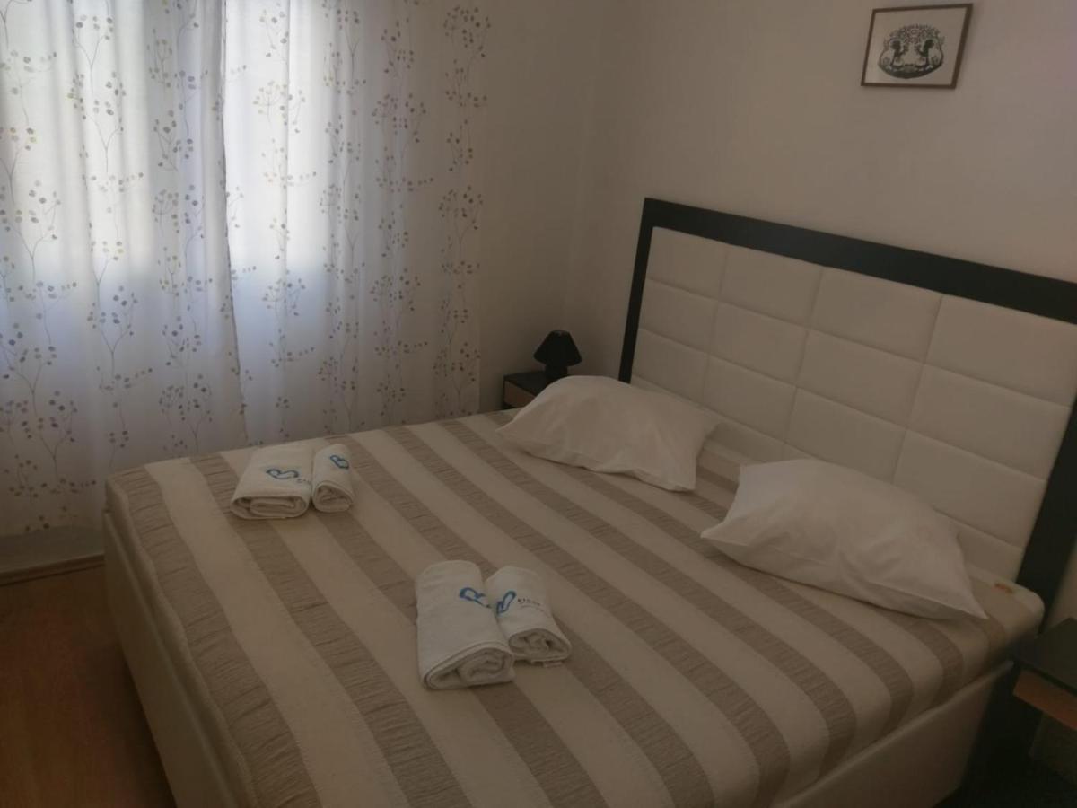Apartment Martina 비오그라드나모루 외부 사진